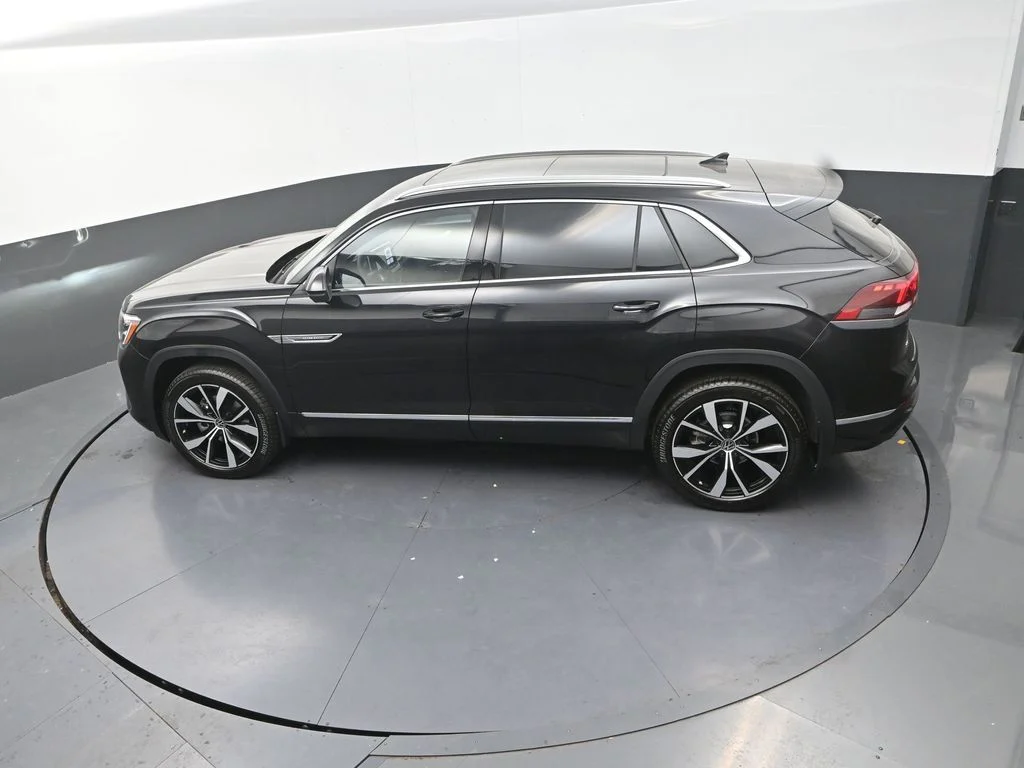 New 2026 Black Volkswagen SEL Premium R-Line image 17