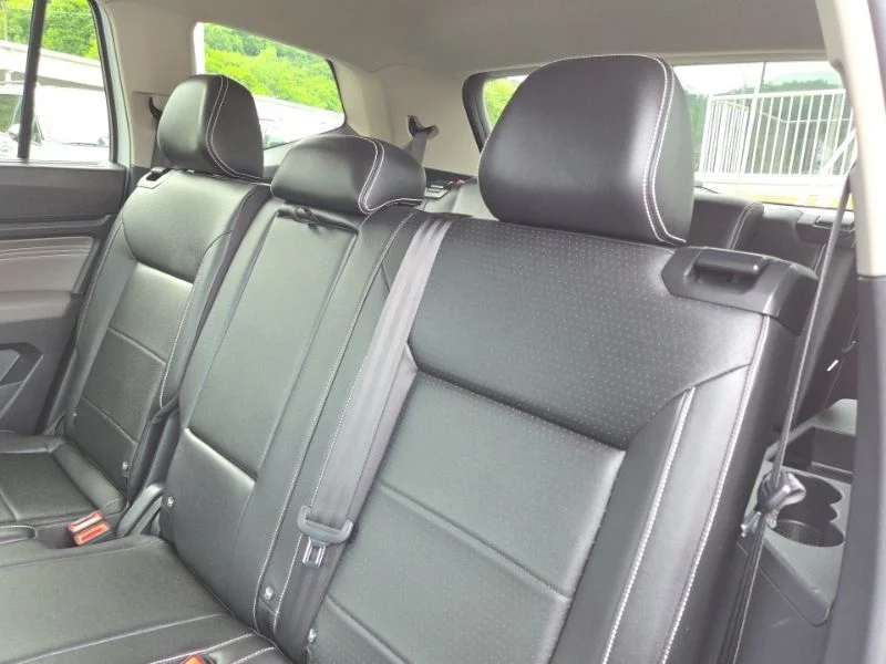 Used 2023  Volkswagen 3.6L V6 SE w/Technology image 22