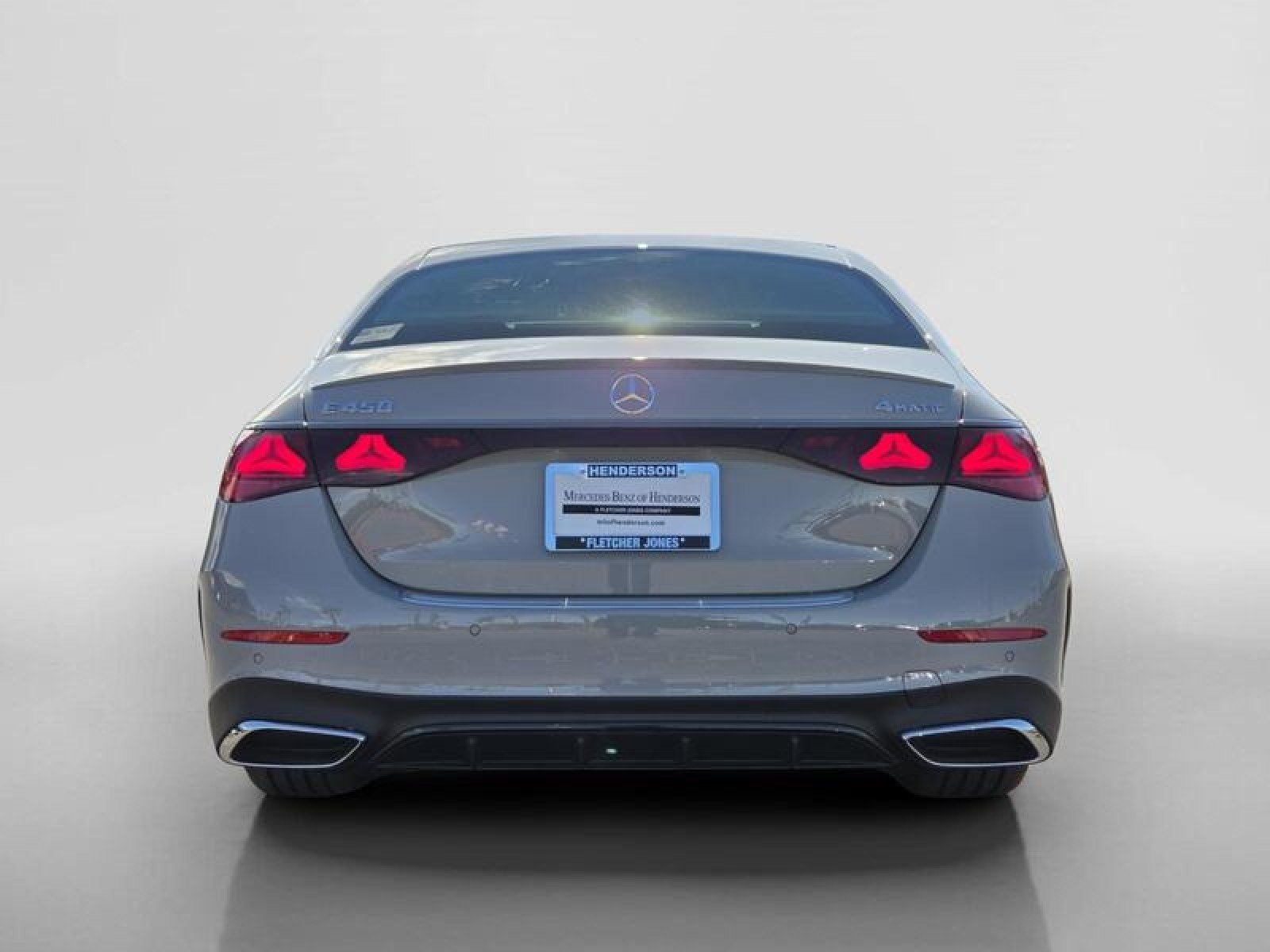 New 2027 MANUFAKTUR Alpine Grey Mercedes-Benz E 450 4MATIC® Sedan image 4