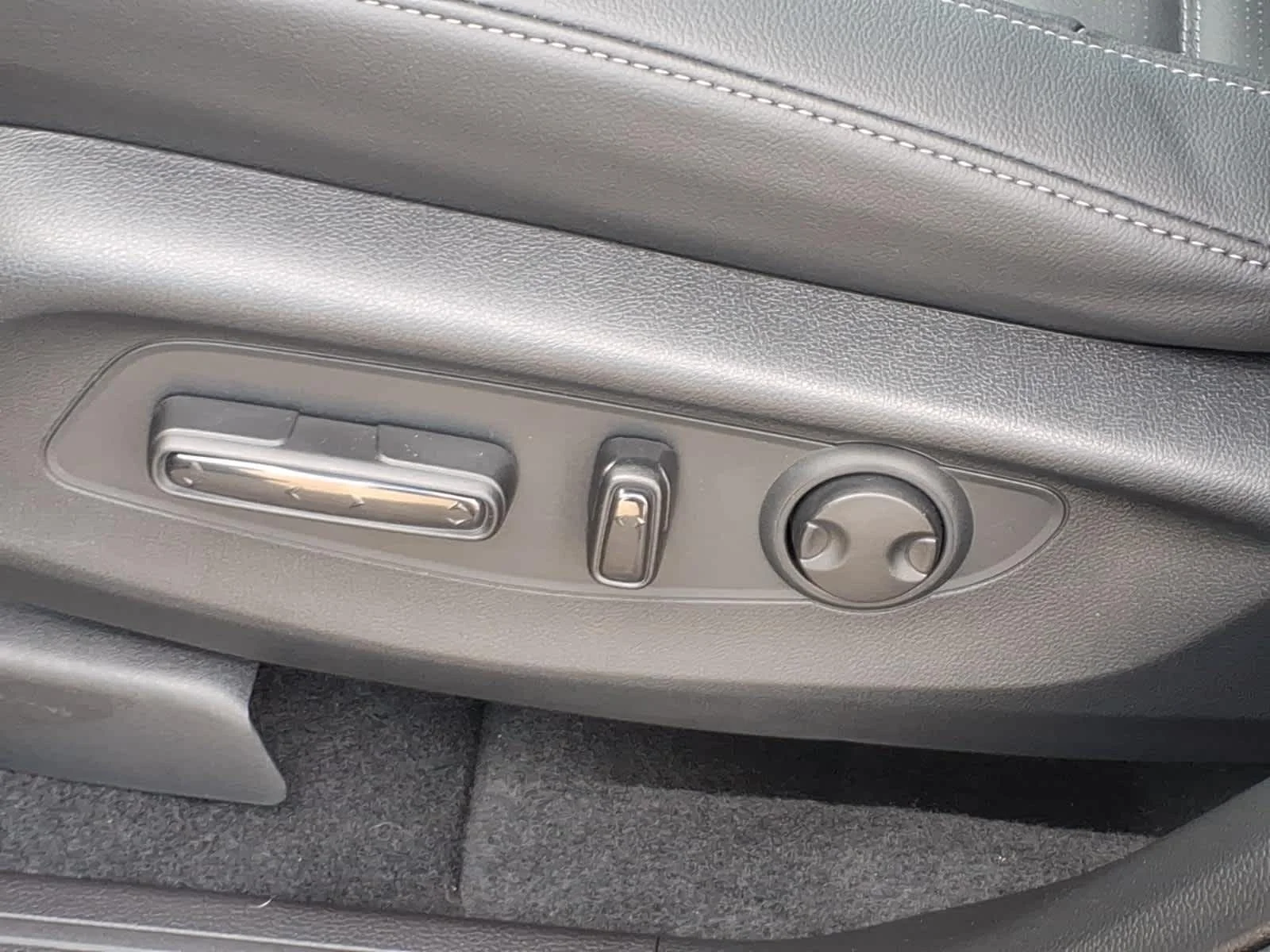 2027 Honda CR-V EX-L - Photo 19
