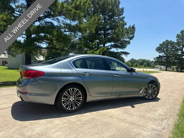Used 2017 Blue BMW 530i xDrive image 18