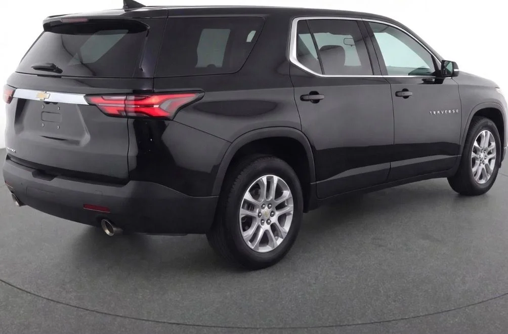 Used 2023 Black Chevrolet LS image 5