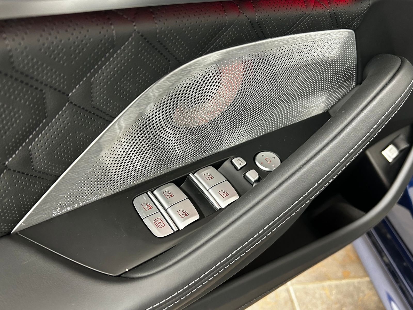 New 2026 Carbon Black Metallic BMW M850i xDrive Gran Coupe image 39