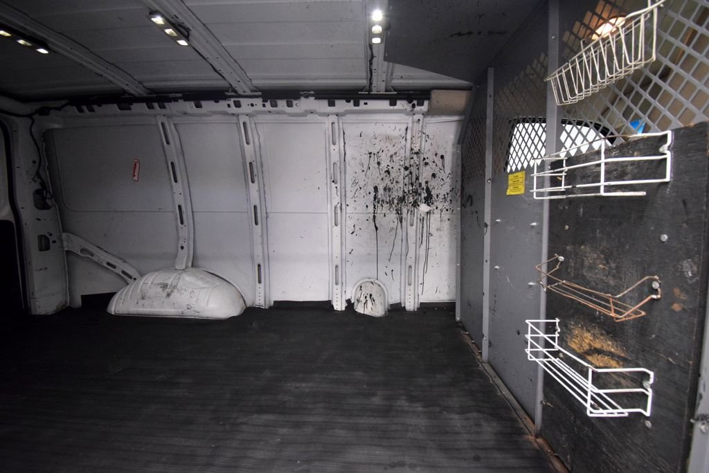 Used 2018 Summit White GMC Work Van image 15
