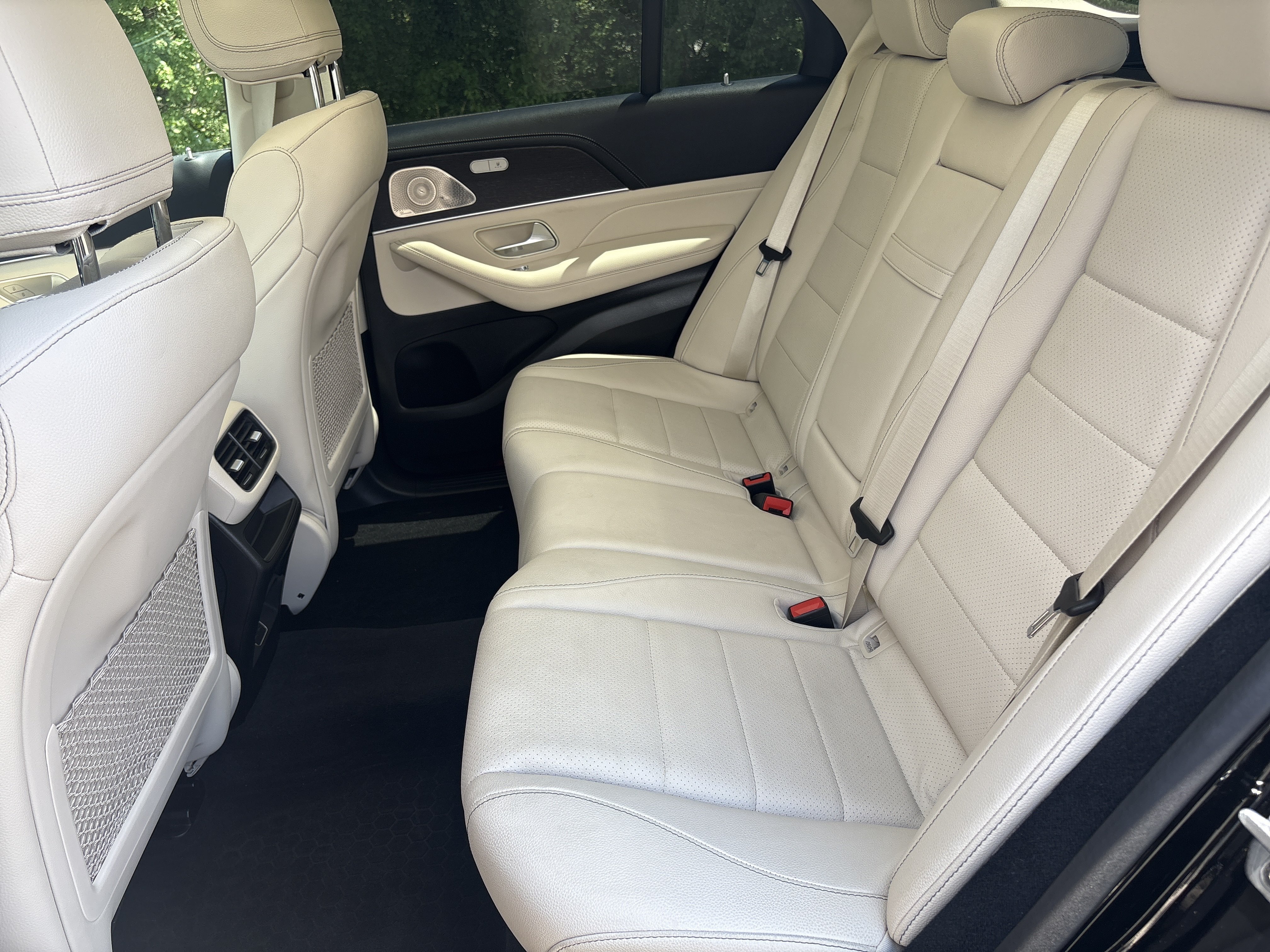 Used 2024 Black Mercedes-Benz GLE 450 image 22