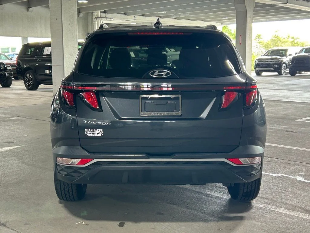 Used 2024 Dark Gray Metallic Hyundai SEL image 4