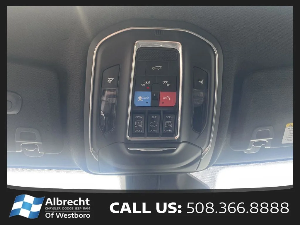 New 2026 Baltic Gray Metallic Clear-Coat Exterior Paint Jeep Limited Reserve image 22