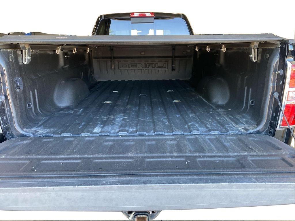 Used 2019 Black GMC Denali image 6
