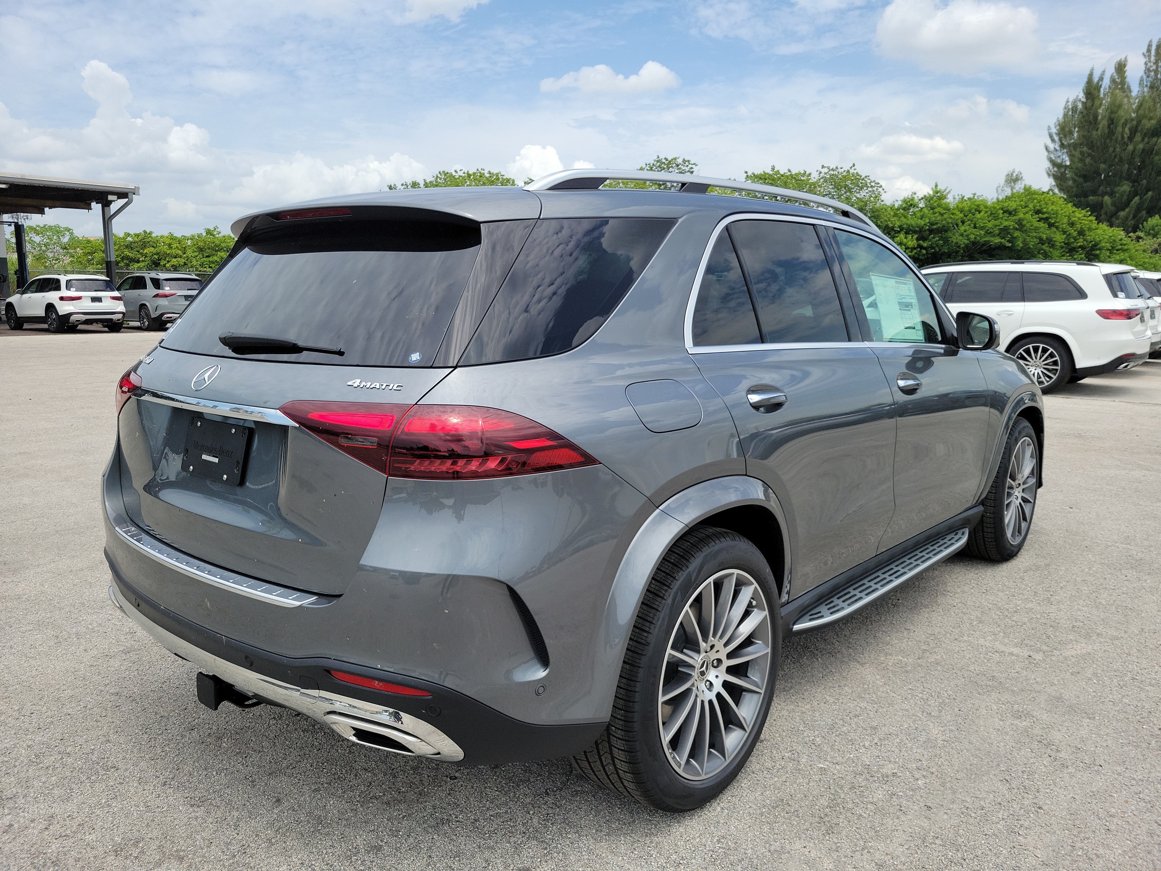 New 2026 Selenite Grey Metallic Mercedes-Benz GLE 450 image 38