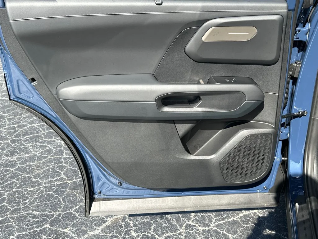 New 2027 Black Kia EX image 23