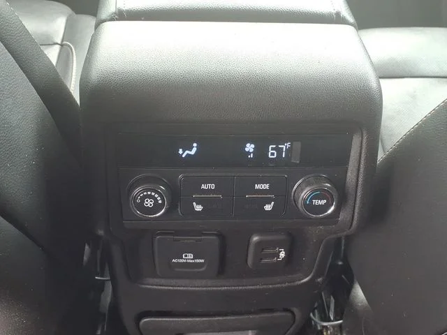 Used 2019 White GMC SLT-2 image 12