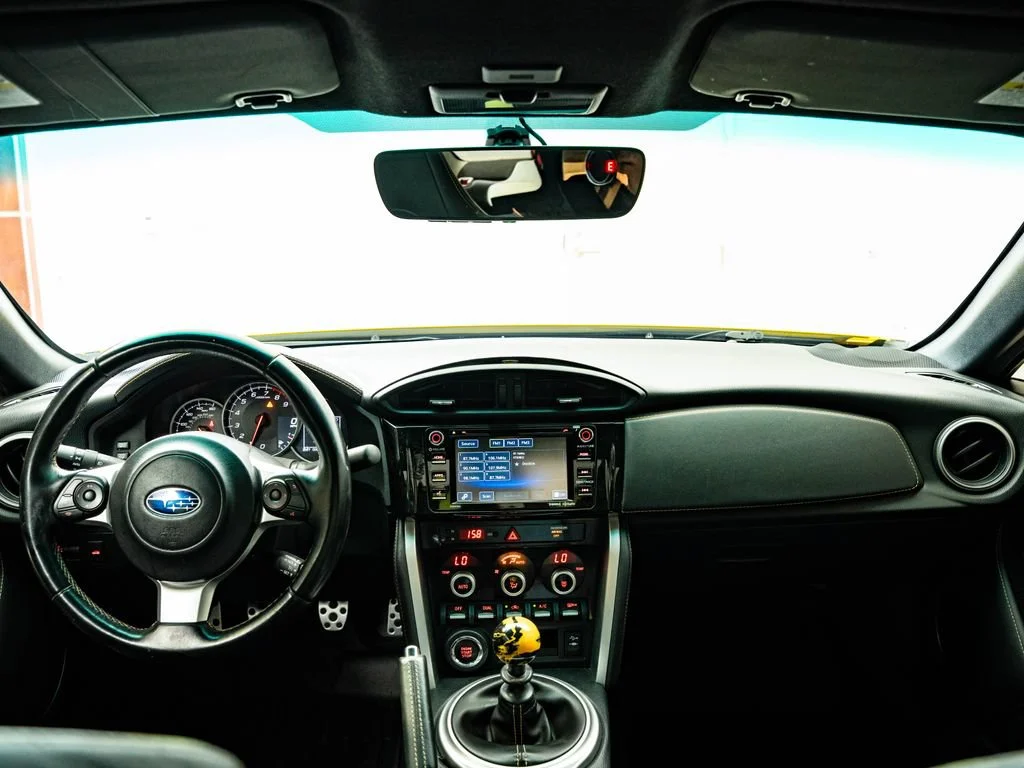 Used 2017 Charlesite Yellow Subaru Series.Yellow image 4