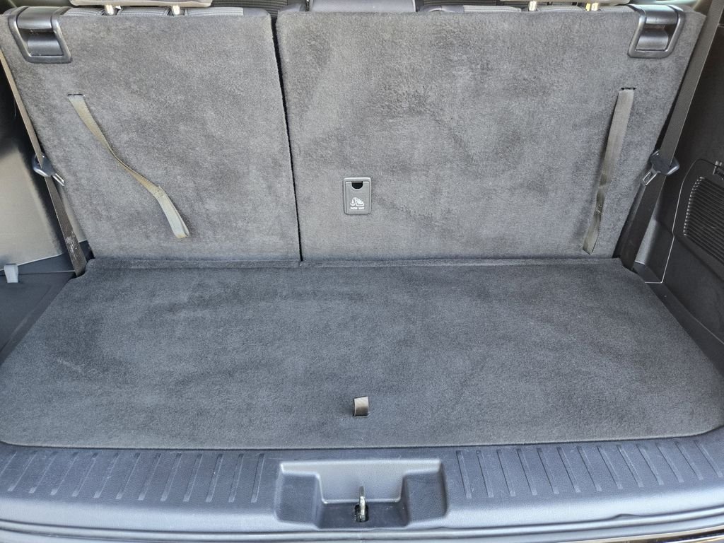 2024 Toyota Highlander LE - Photo 22
