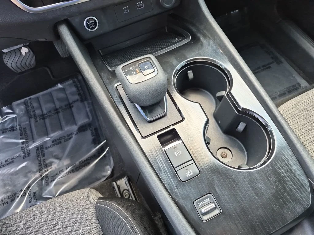 Used 2021 Silver Nissan SV image 28