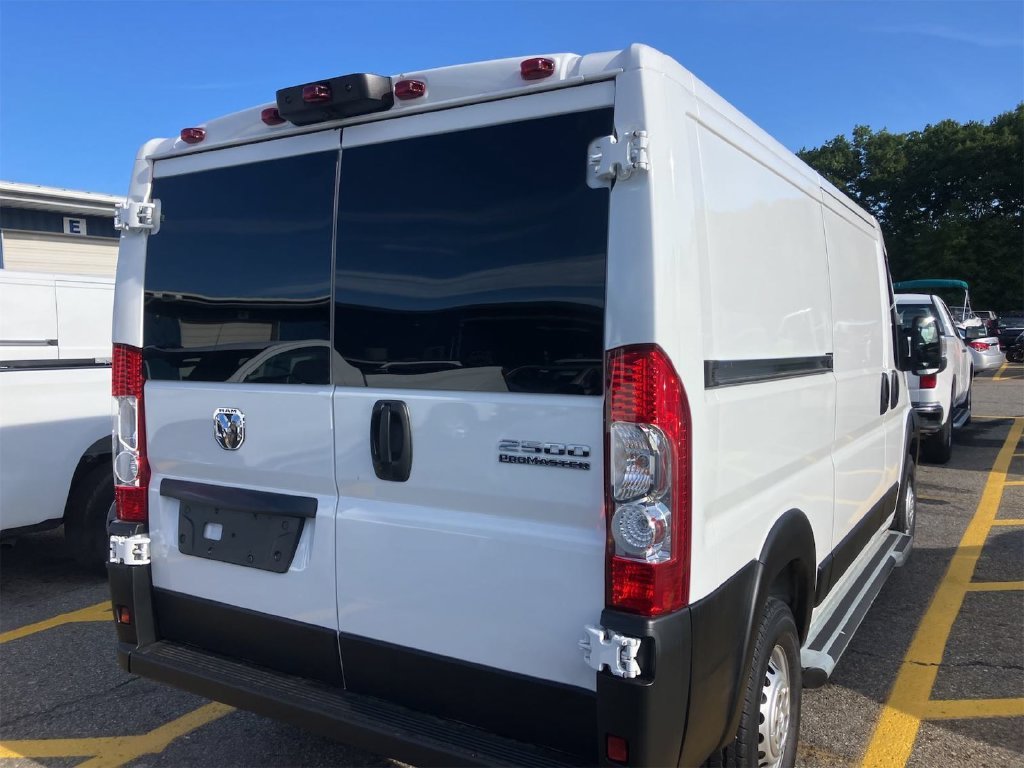 Used 2025 White Ram Base image 2