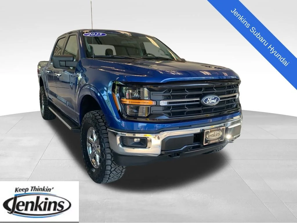 2025 Ford F-150 XLT 4x4 SuperCrew 145 in's photo