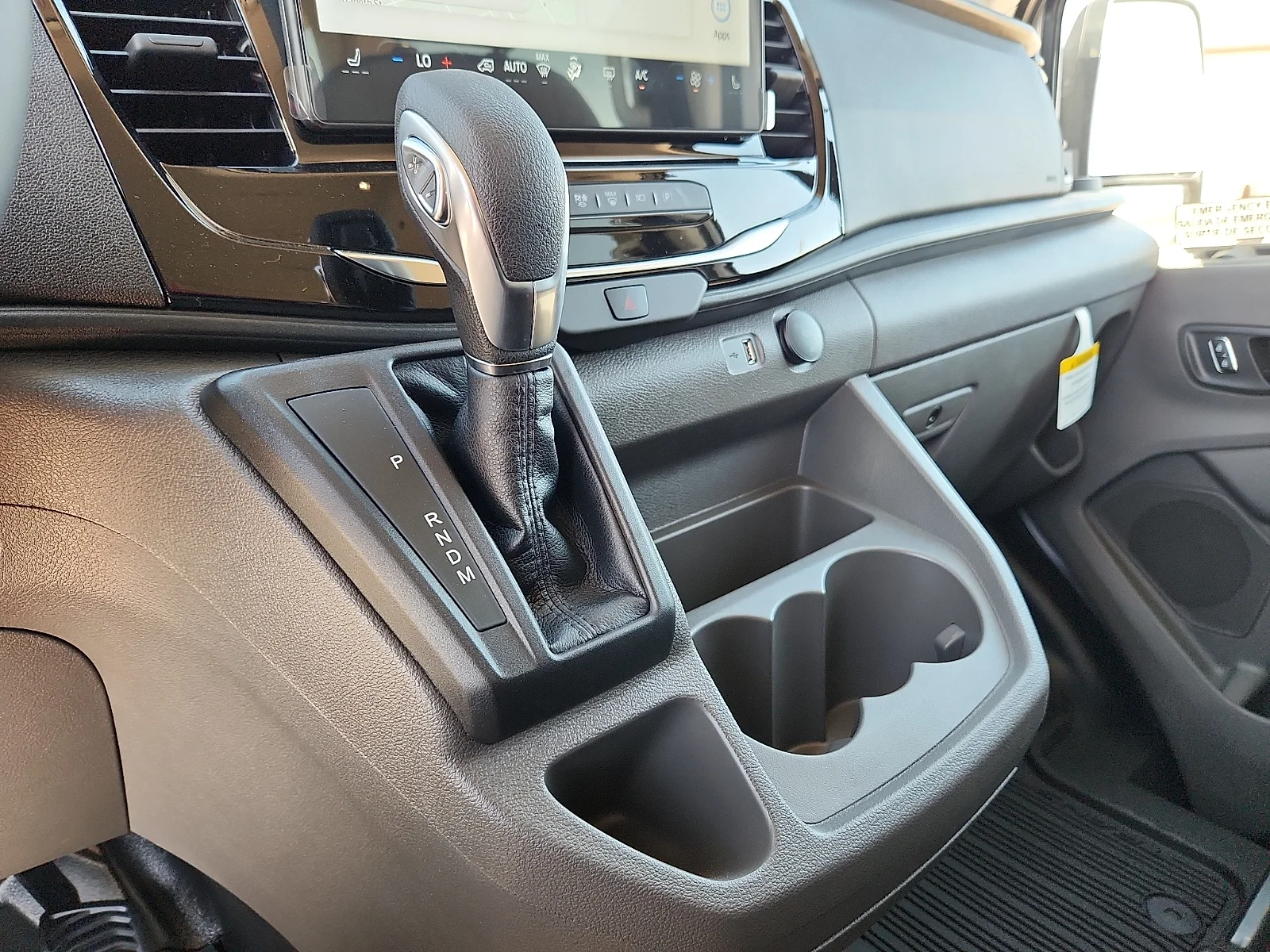New 2026 Oxford White Ford XLT image 25