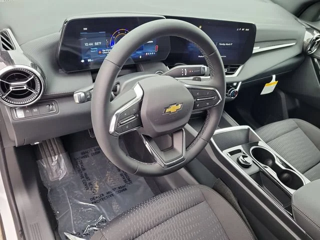 New 2026 Summit White Chevrolet LT image 17