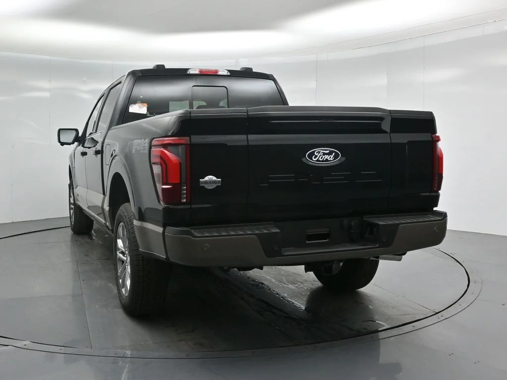 New 2026 Agate Black Metallic Ford King Ranch image 28