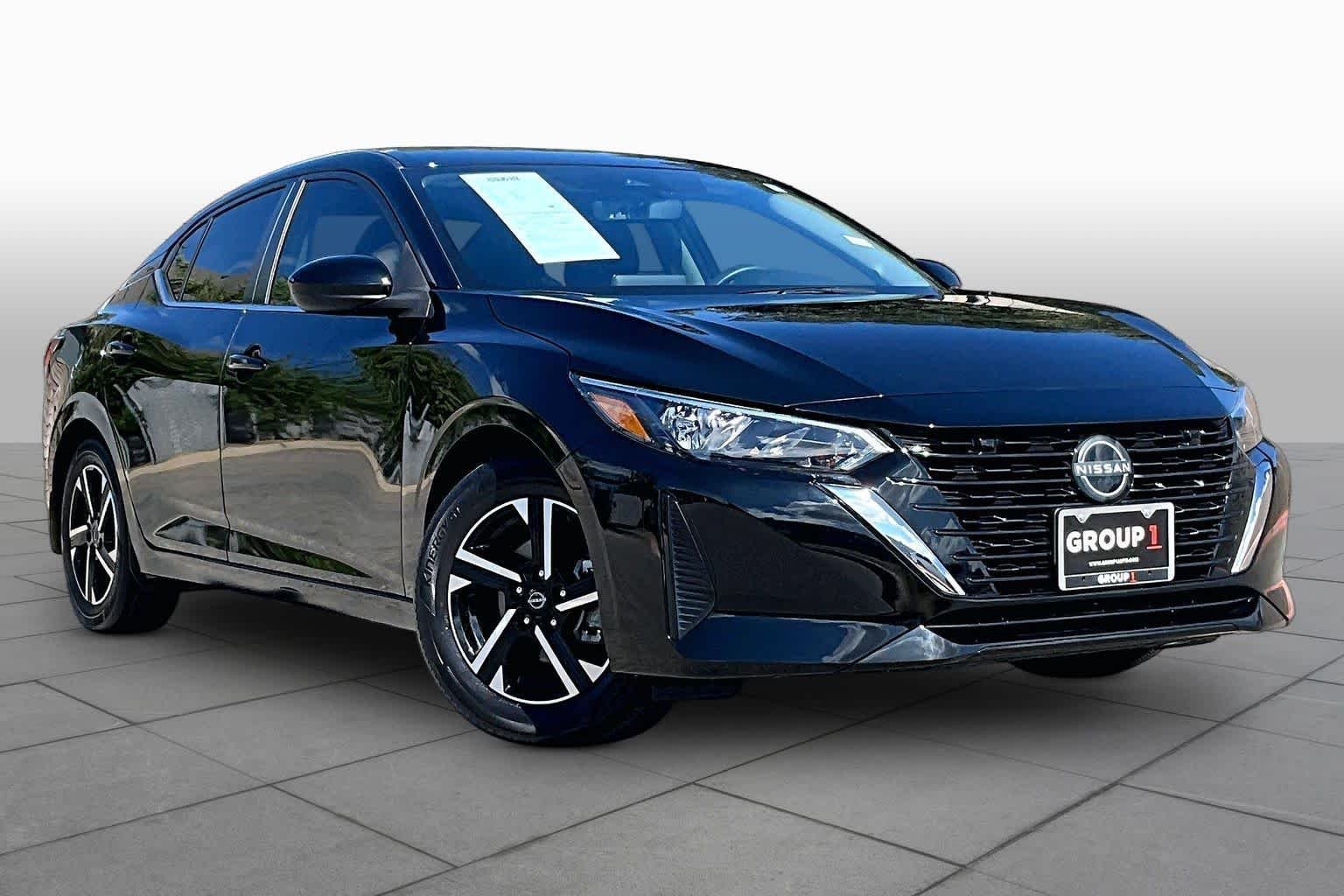 Used 2024 Super Black Nissan SV image 3