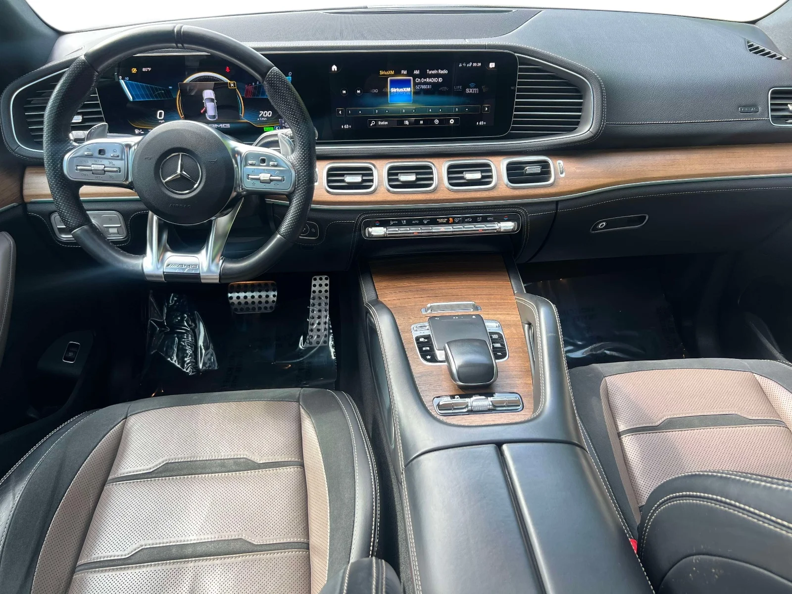 Certified Used 2023 Black Mercedes-Benz GLE 53 AMG® image 15