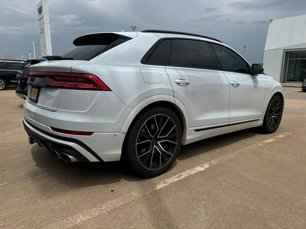Used 2021 White Audi 4.0T Prestige image 3