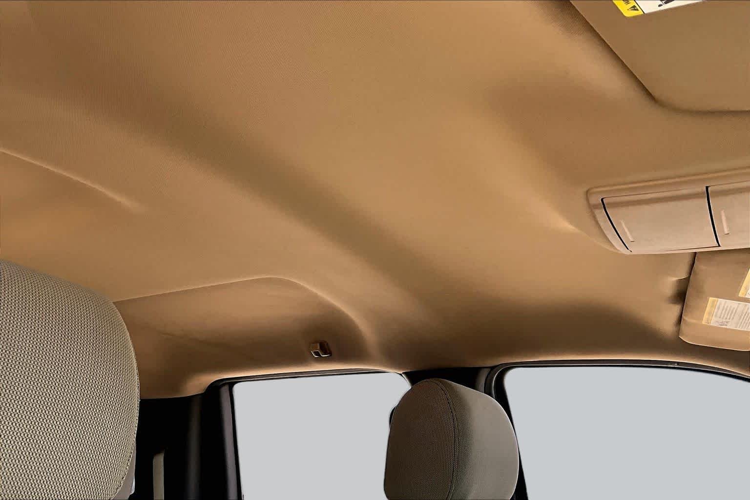 Used 2012 Pale Adobe Metallic Ford XLT image 14