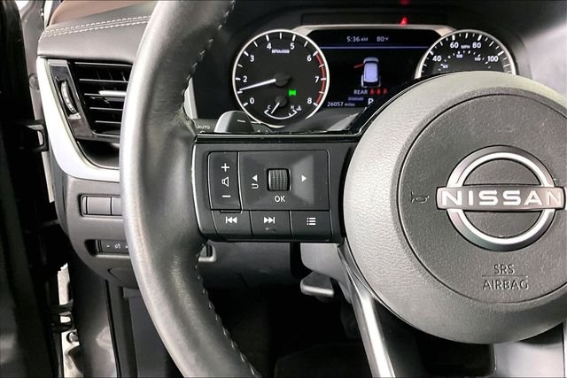 Used 2022 Gray Nissan SV image 10