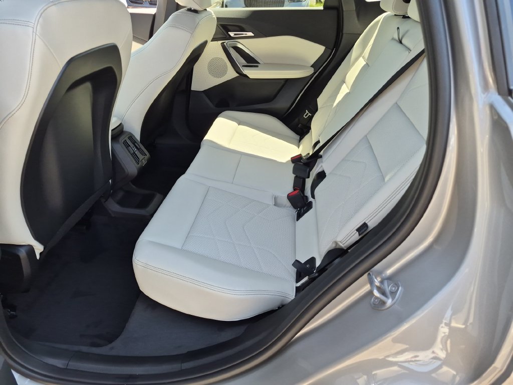 Used 2026 Silver BMW xDrive28i image 35