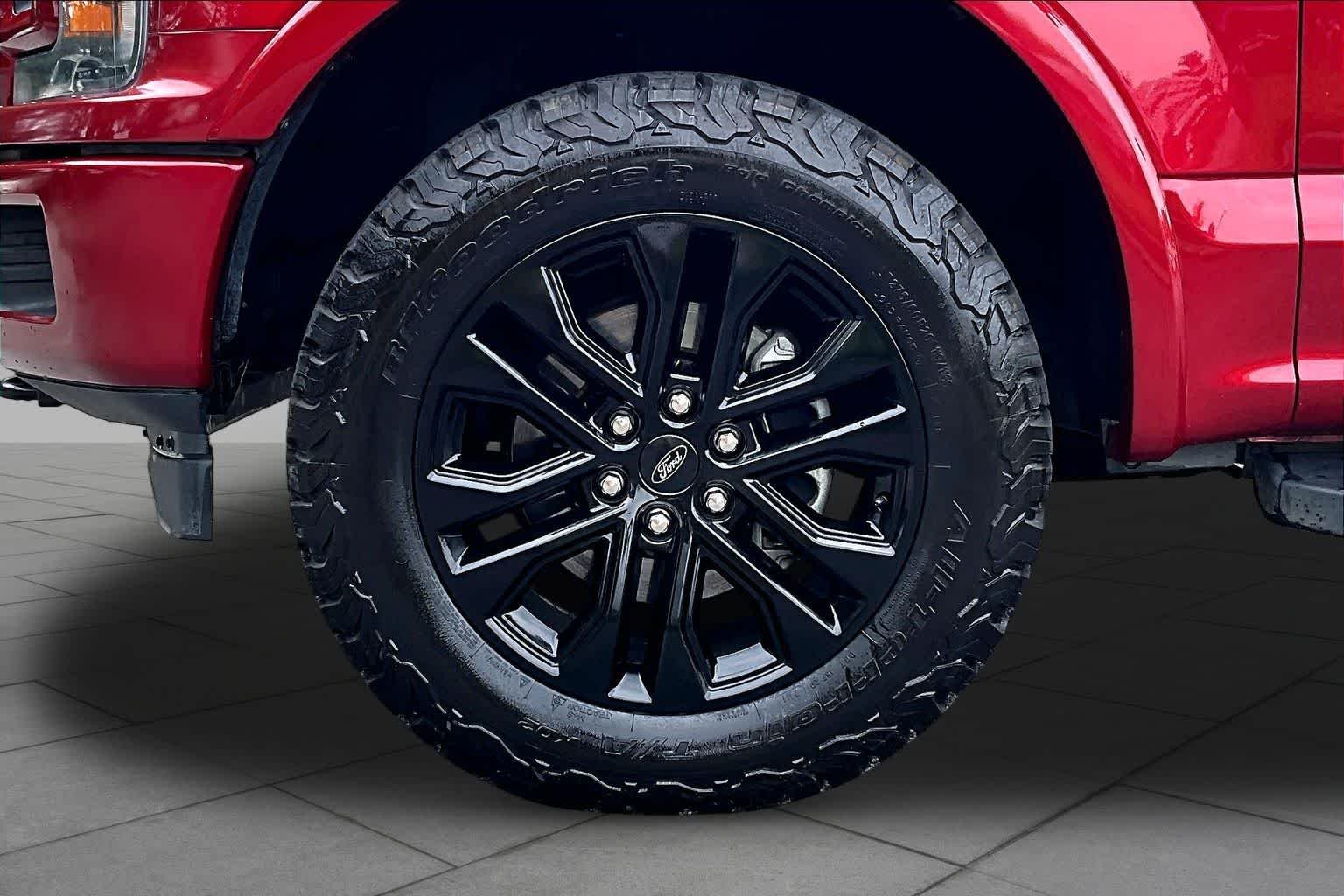 Used 2018 Ruby Red Metallic Tinted Clearcoat Ford XLT image 11