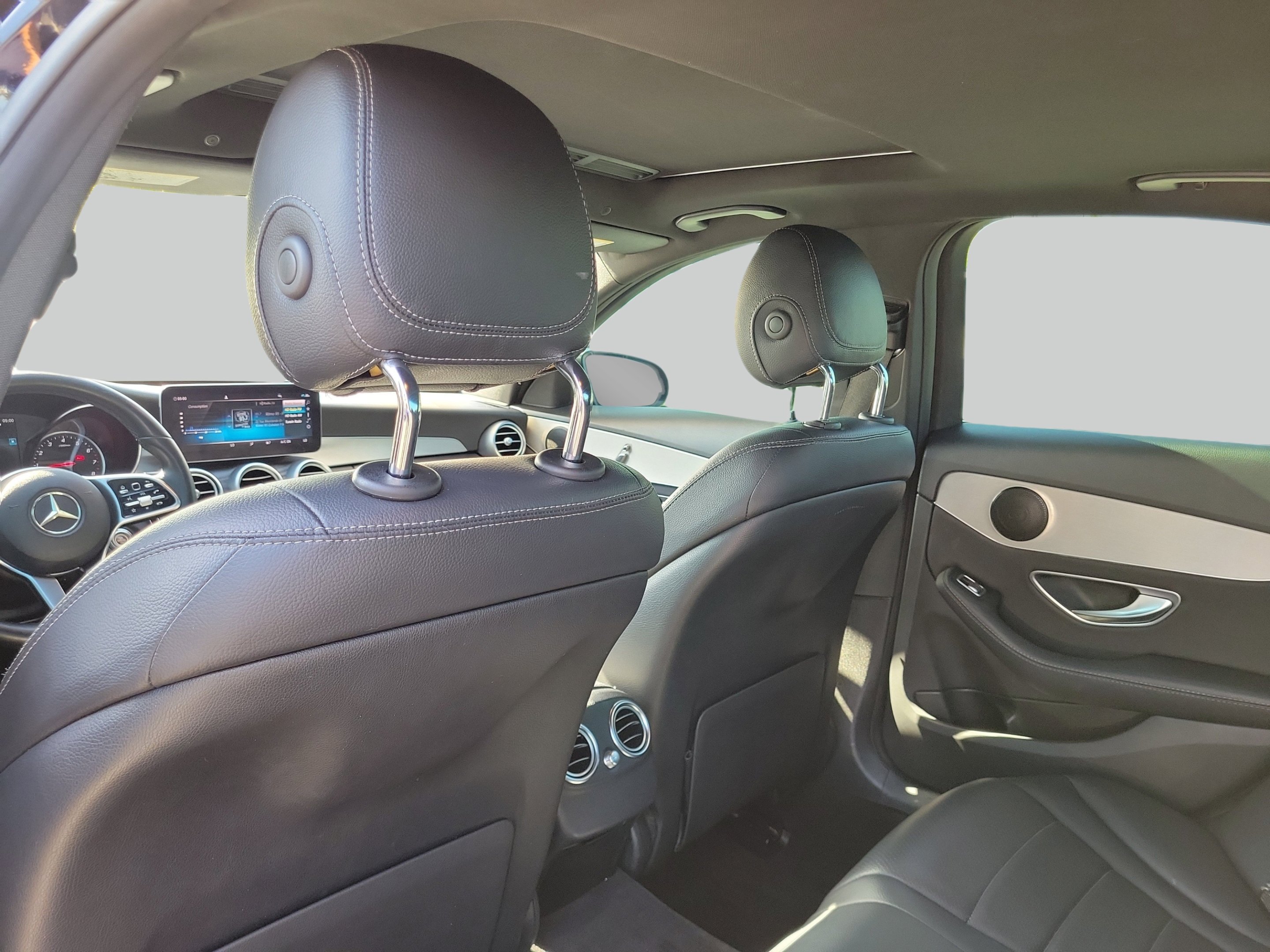Used 2019 Brilliant Blue Mercedes-Benz C 300 image 9