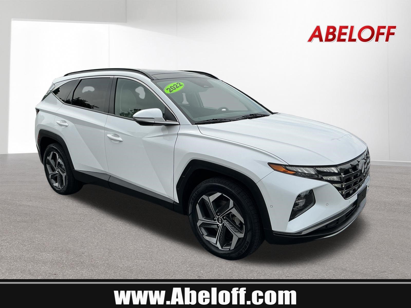 Used 2022 Quartz White Hyundai Limited image 1