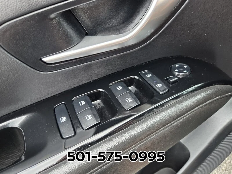 Used 2022 Phantom Black HYUNDAI LIMITED AWD image 29