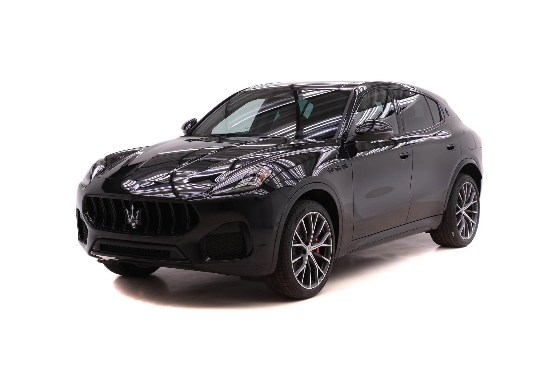 2026 Maserati Grecale Modena V6's photo