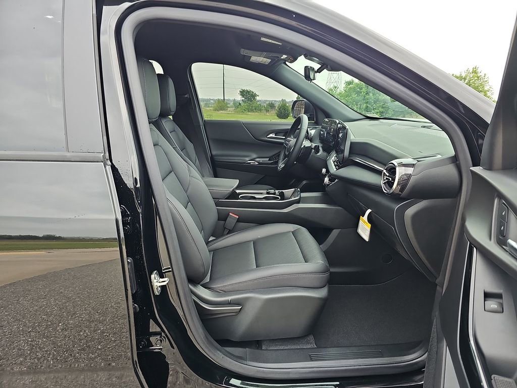 2026 Chevrolet Equinox LT - Photo 28