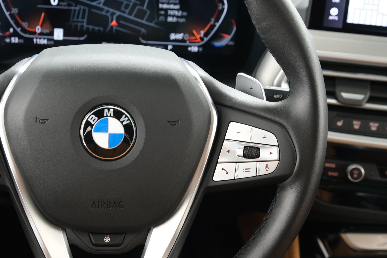 Certified Used 2025 White Metallic BMW xDrive30i image 14