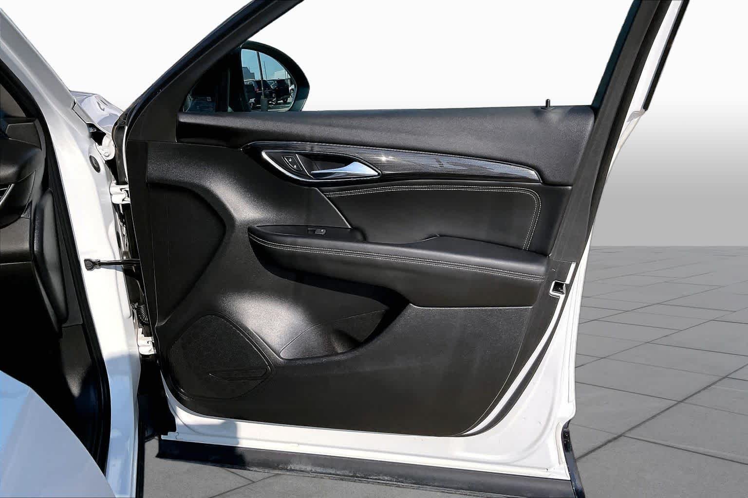 Used 2023 White Frost Tricoat Buick Essence image 45