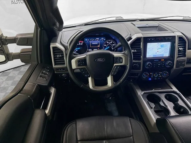 Used 2020 White Metallic Ford Lariat image 23
