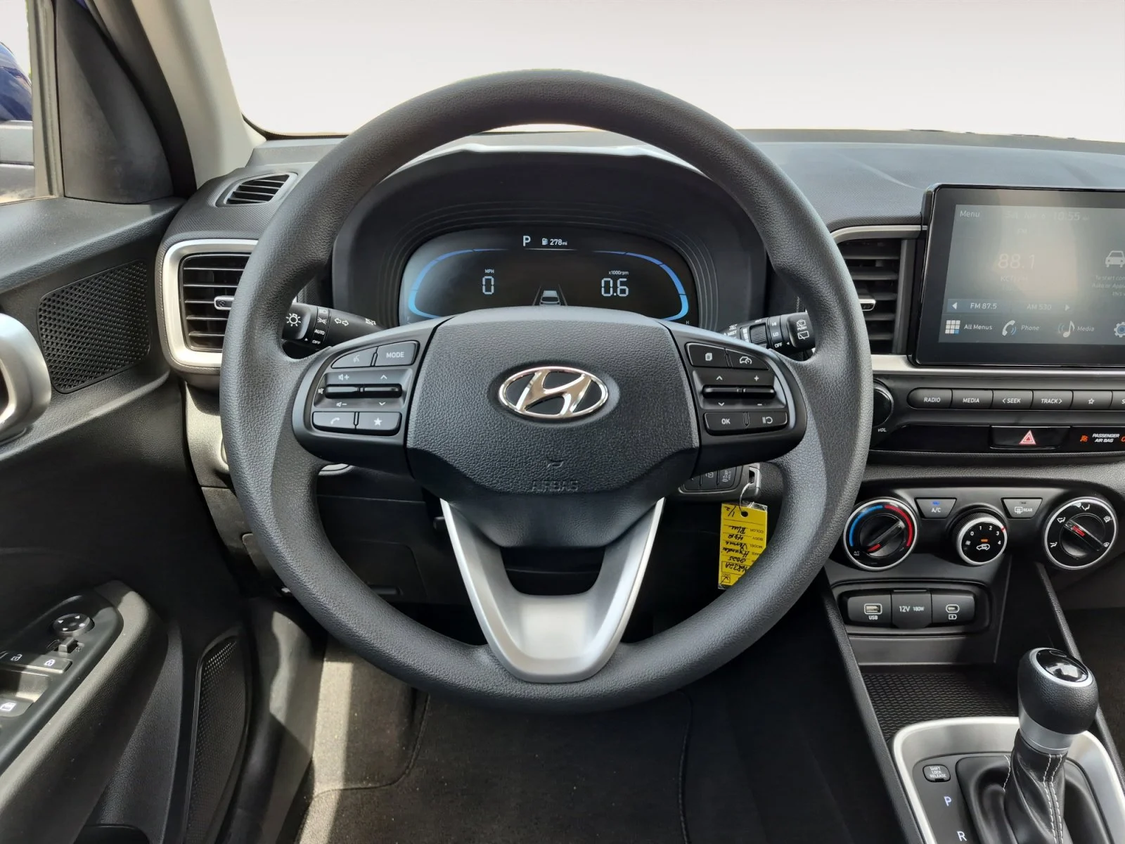 Used 2025 Intense Blue Hyundai SE image 13