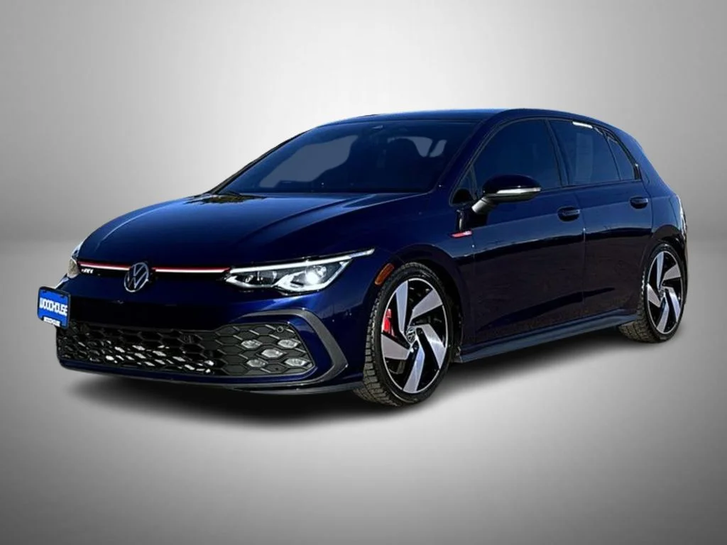 2022 Volkswagen Golf GTI 2.0T SE 4-door's photo
