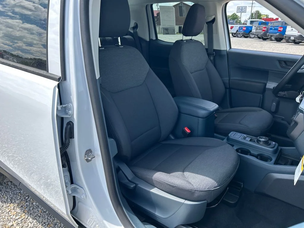 New 2026 Oxford White Ford XL image 16