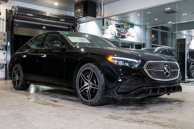 2026 Mercedes-Benz E-Class E350 4MATIC's photo