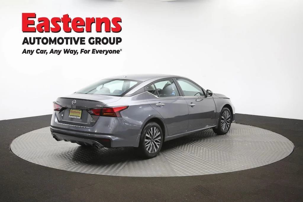 Used 2023 Gray Nissan 2.5 SV image 41
