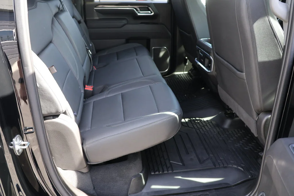Used 2025 Black Chevrolet LTZ image 22