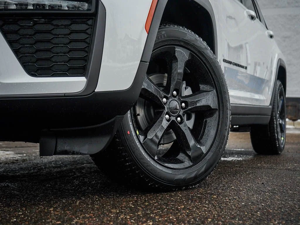 New 2026 Bright White Clearcoat Jeep Limited image 6