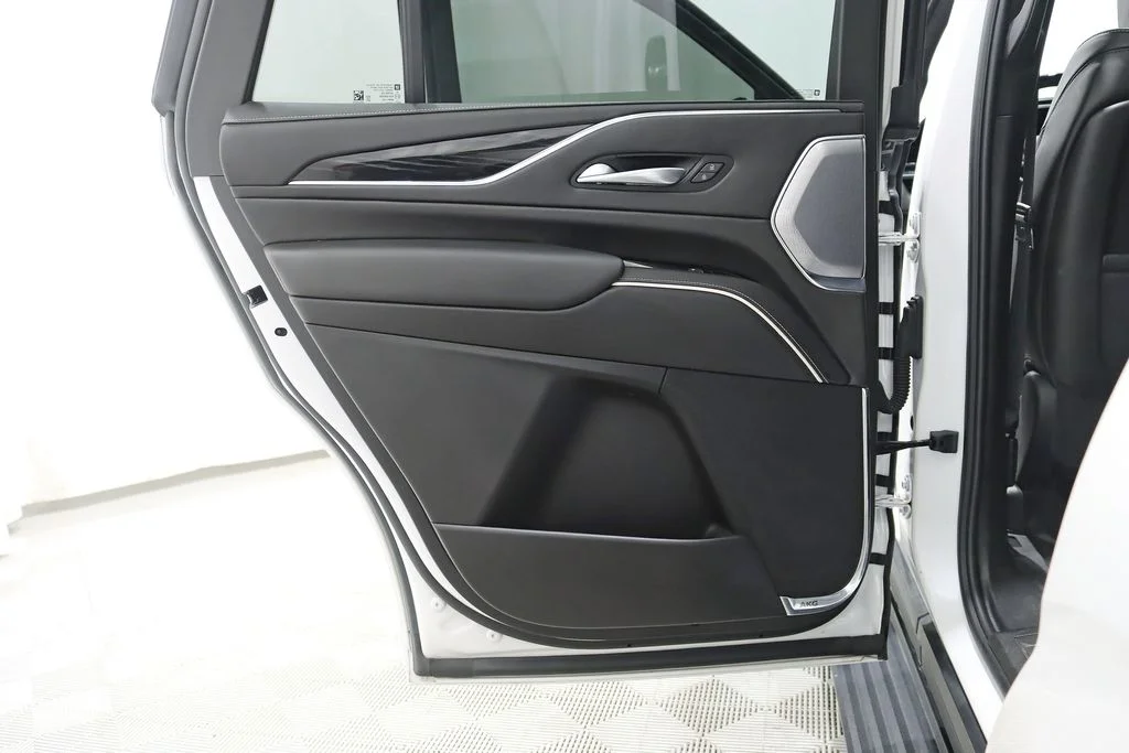 Used 2024 White Cadillac V-Series image 45