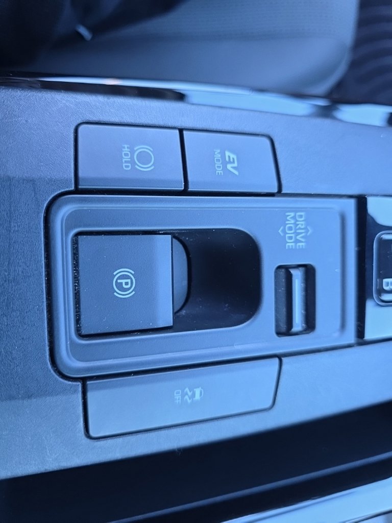 Certified Used 2023  Toyota LE image 22
