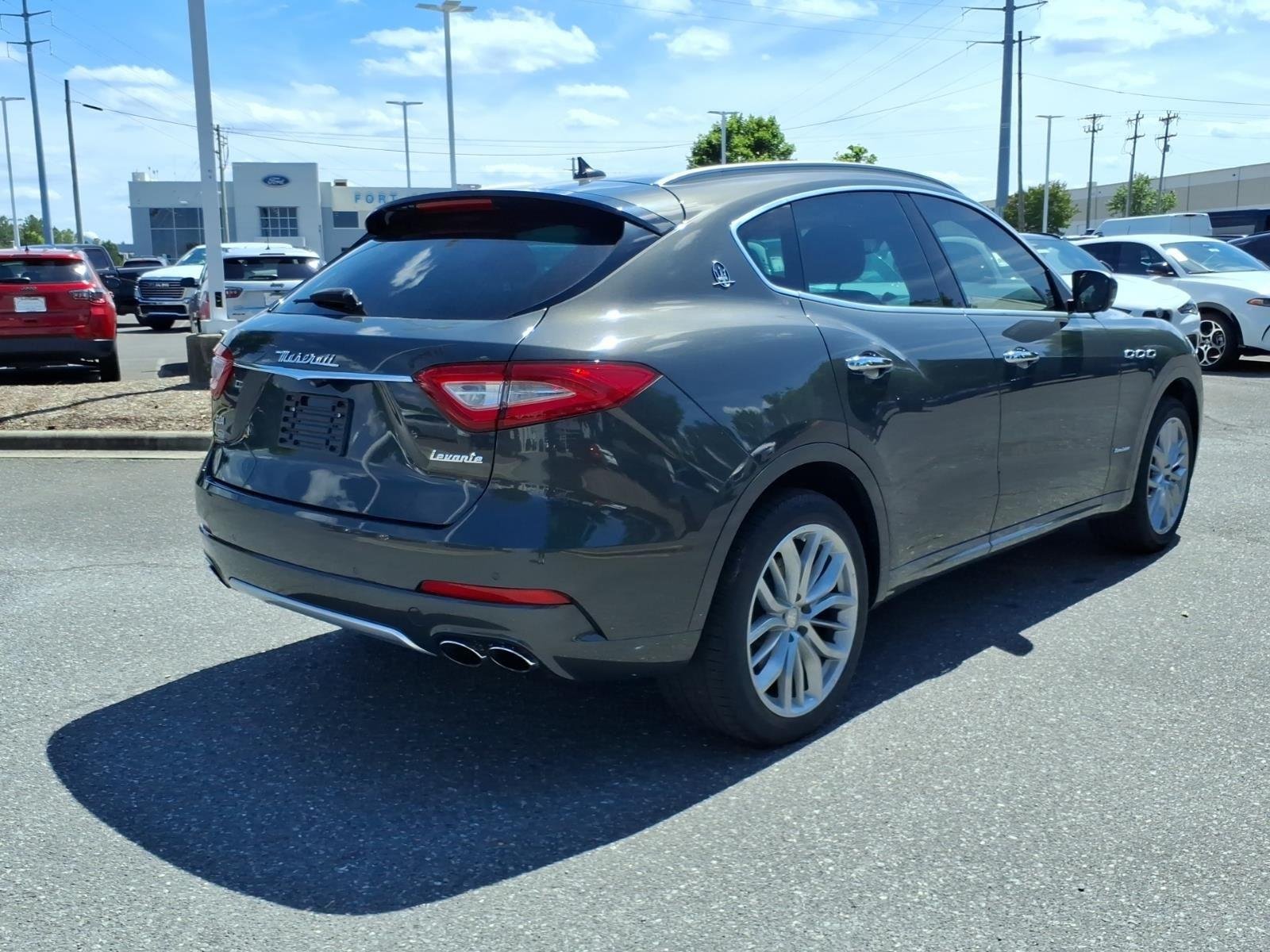 Used 2018 Grigio Metallo Metallic Maserati S GranLusso image 10