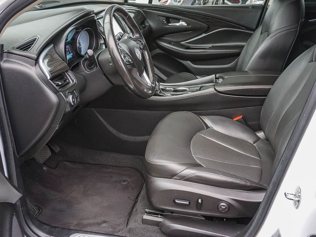 Used 2017 White Buick Essence image 18