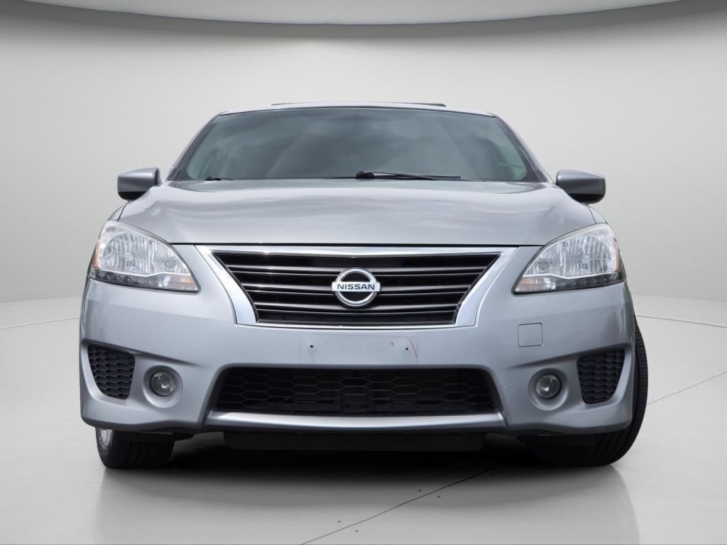 Used 2013 Magnetic Gray Nissan SR image 3